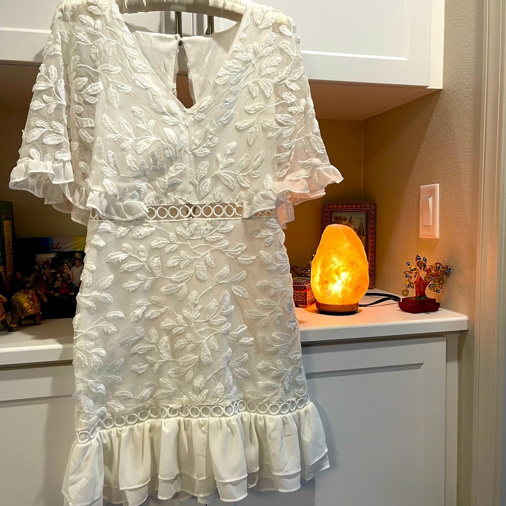 White Cute dress